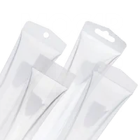 Contenitori in plastica trasparenti